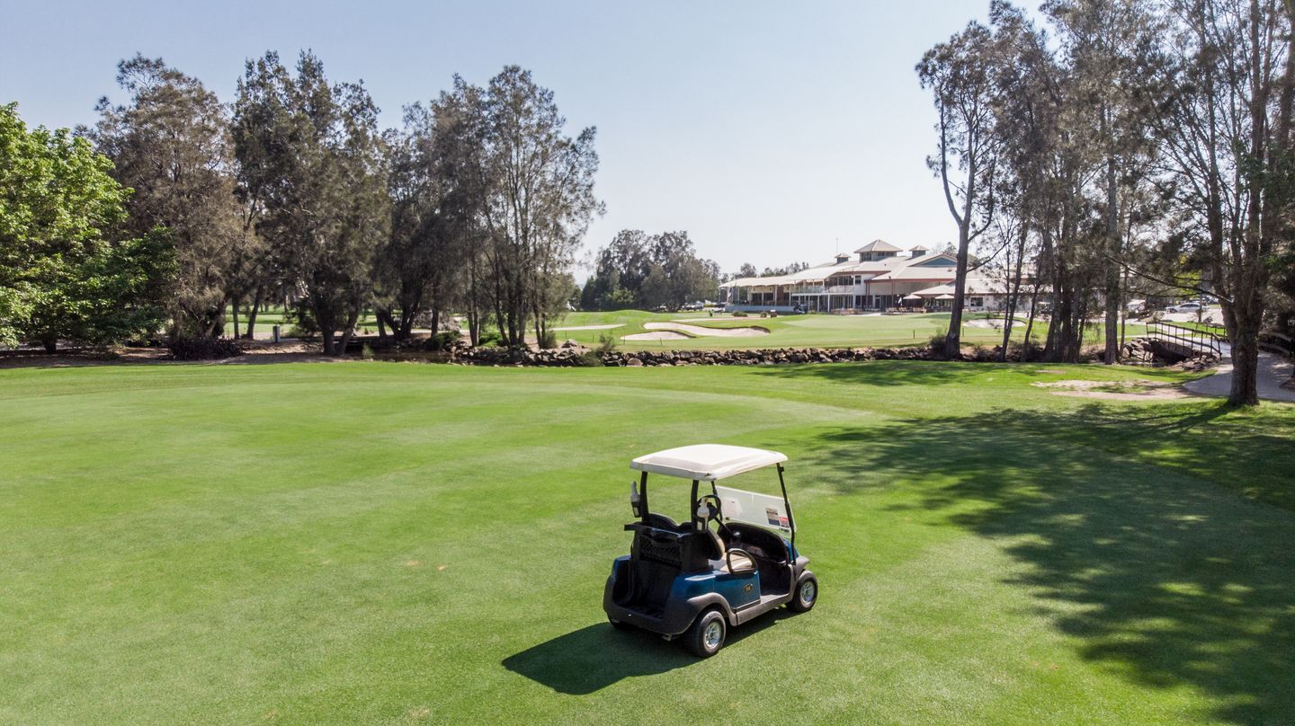 catalina country club dress code Catalina Club delivers for the long game with a new apparel collection that  lives beyond the fairway  blending golf heritage with a relaxed coastal  attitude. Streetwear-inflected Catalina classics designed to be