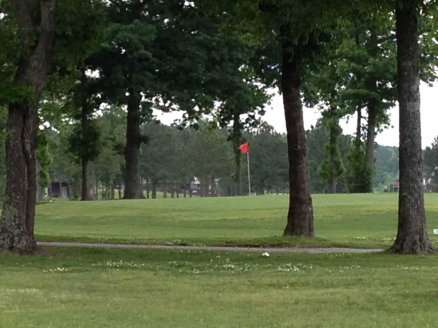 Twin Pines Country Club