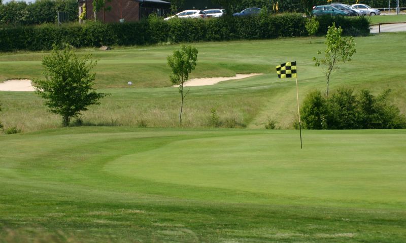 Woolfox Golf & Country Club