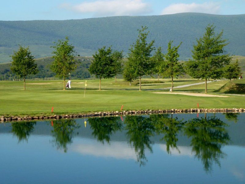 Nestares Golf Course