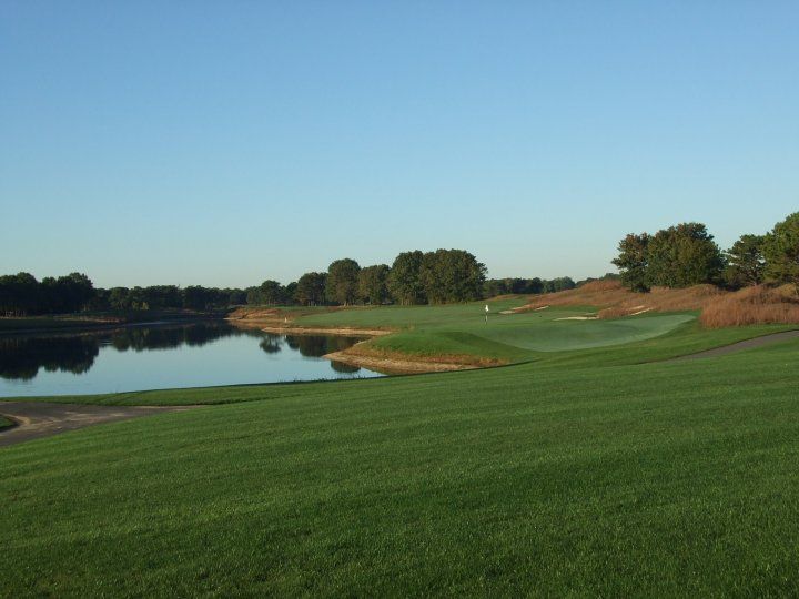 Colonial Springs Golf Course
