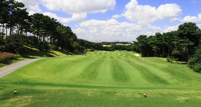 Lakes Course