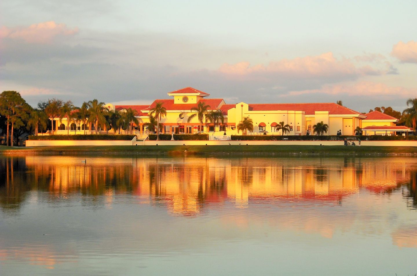 Sabal Springs Golf & Racquet Club