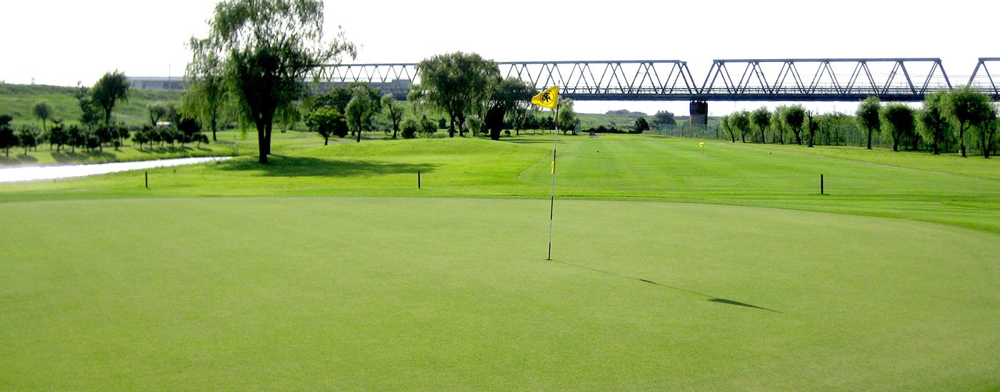 Asaka Public Golf Course