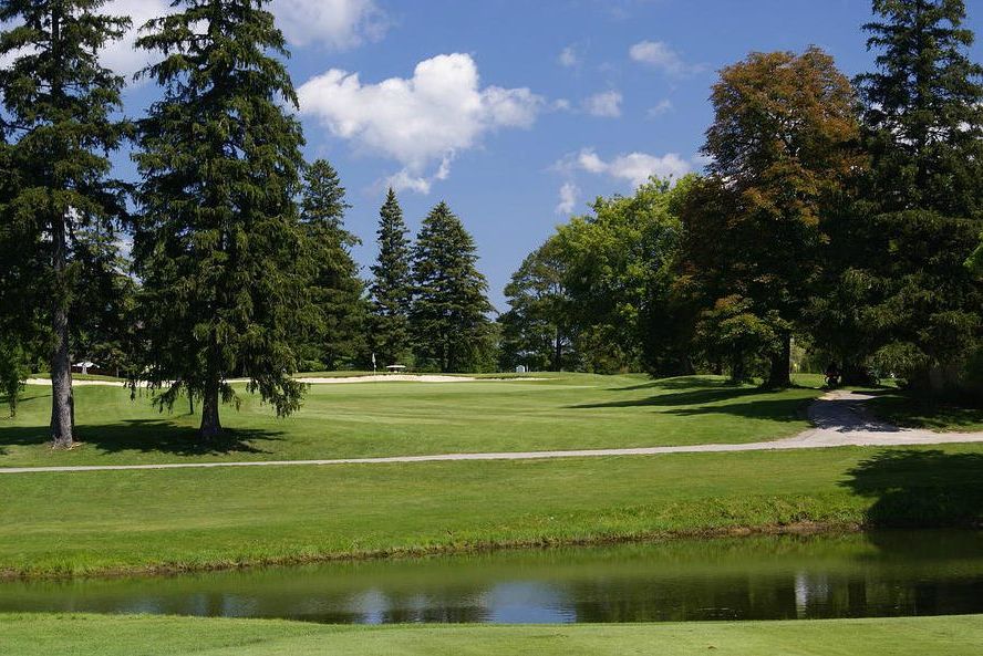Glancaster Golf and Country Club