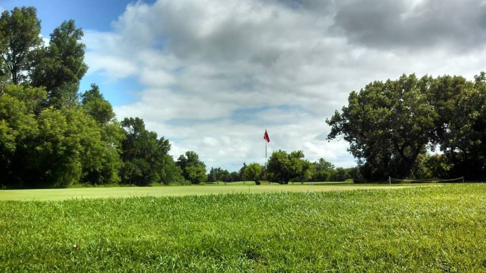 Sunnyside Golf & Country Club