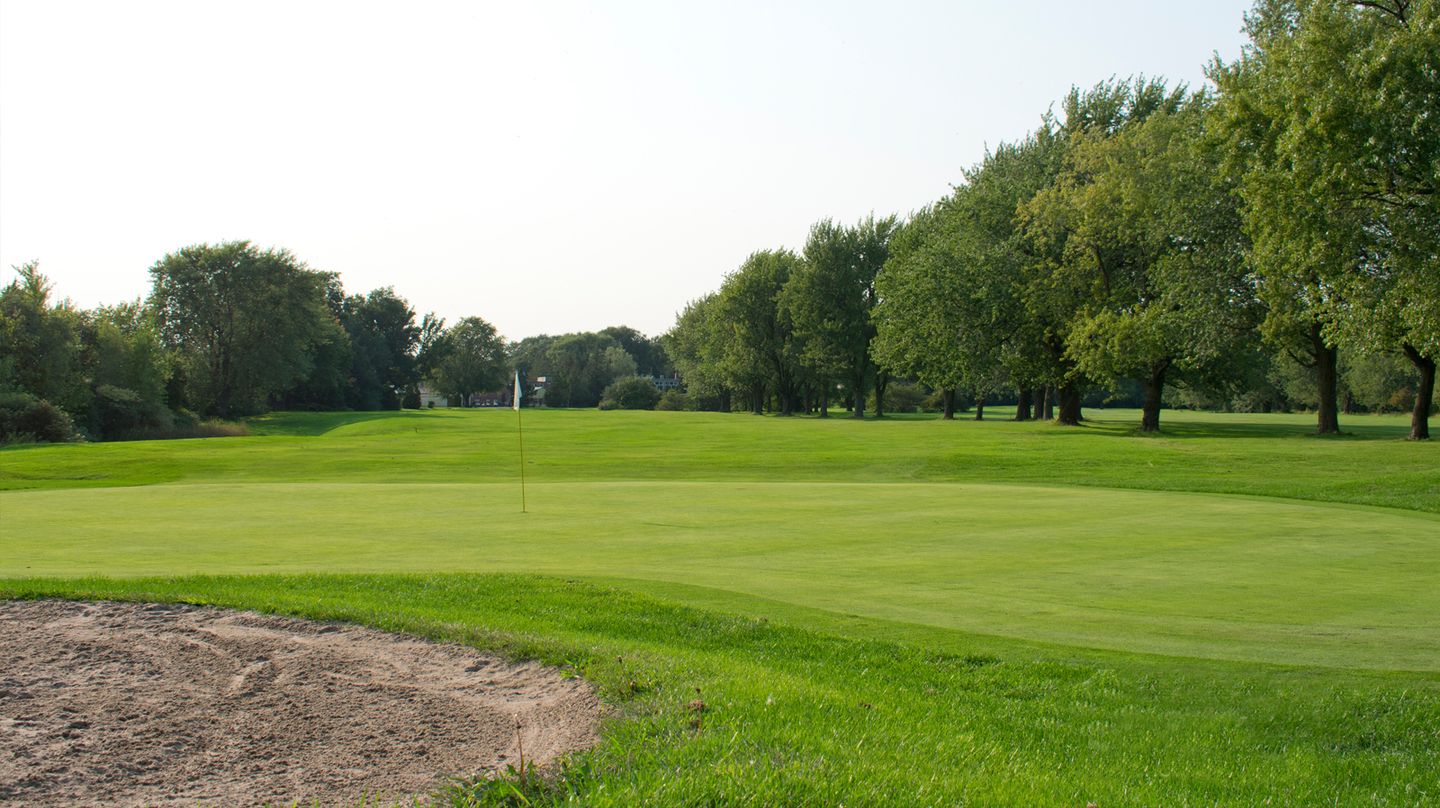 Club de Golf Meadowbrook in Montreal, Quebec, Canada GolfPass