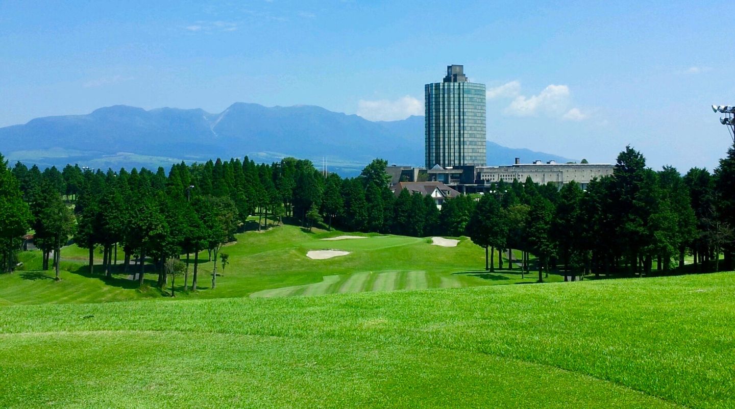 Aso Yamanami Resort Hotel & Golf Club