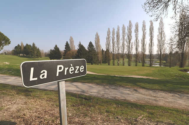 Preze Golf Club