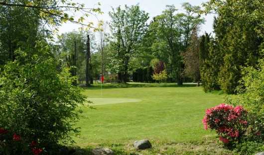 Hacker's Haven Par 3 Golf Club