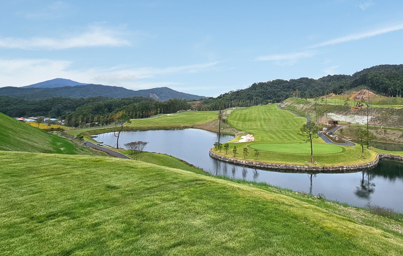 Lake/Hill Course
