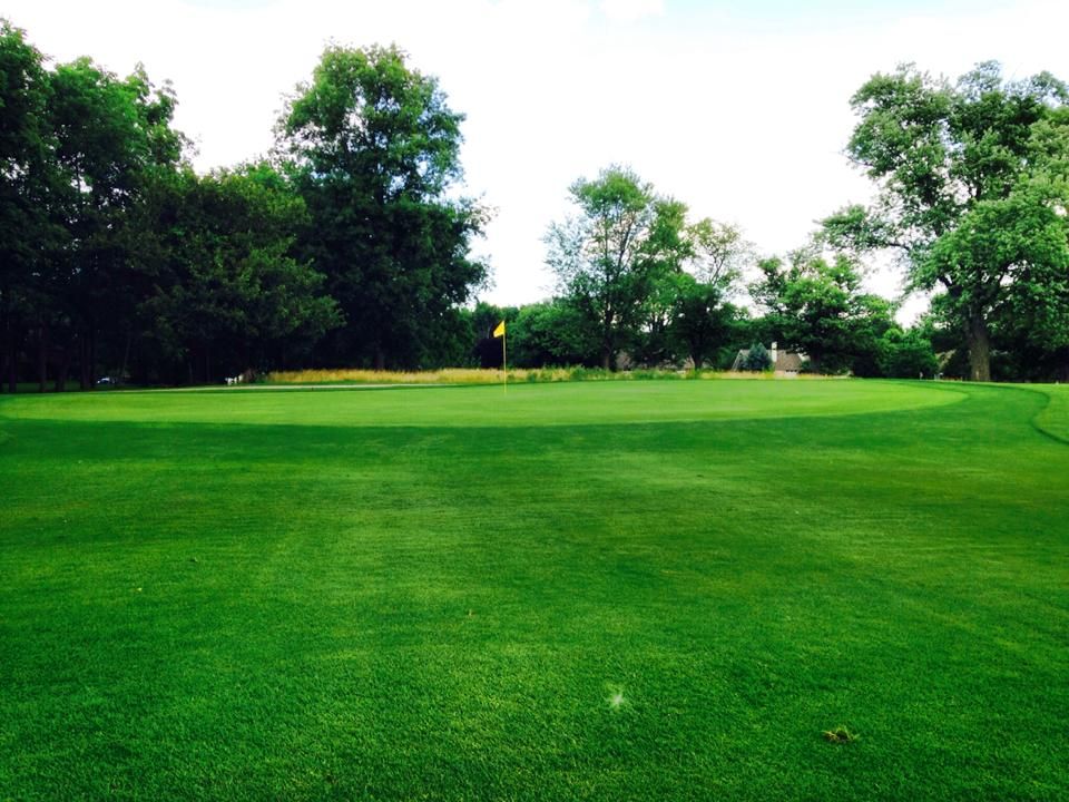Twin Lakes Golf Club