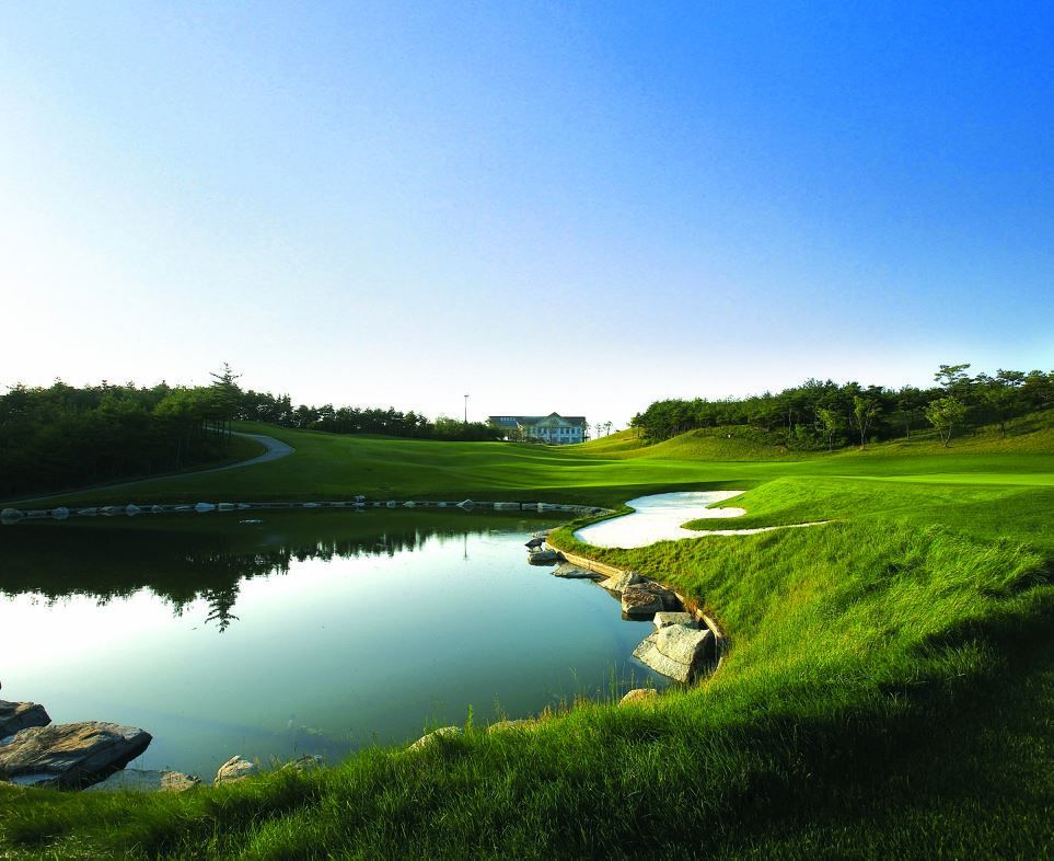 Lake Course