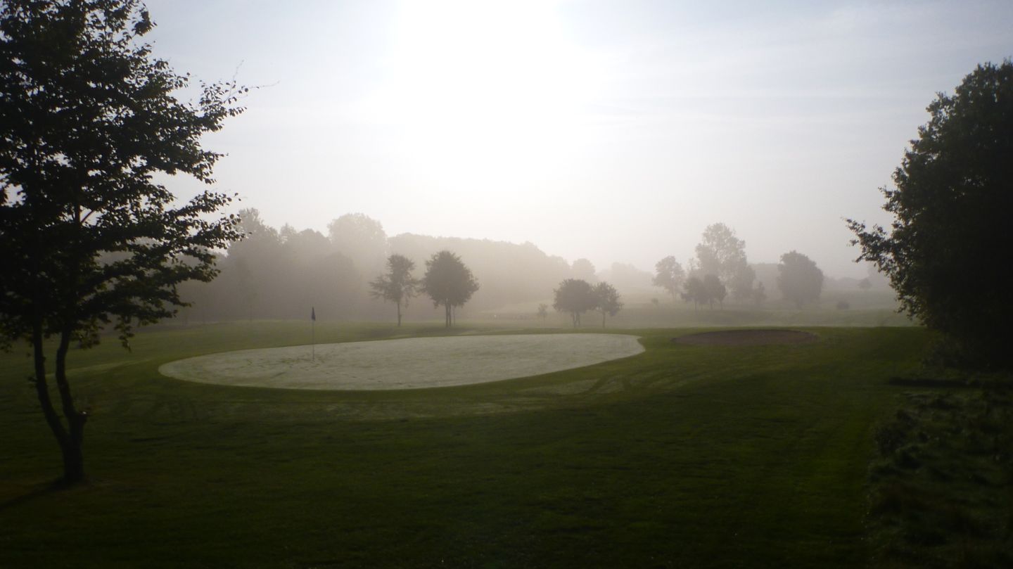 18 Hole Course