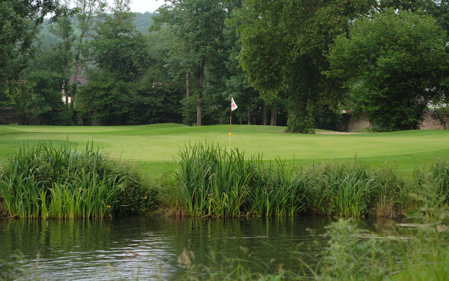 Domaine de Belesbat Golf Club