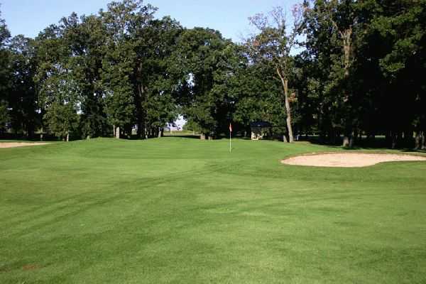 Oakview Golf and Country Club