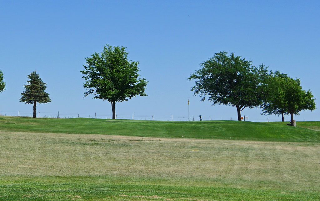 Mossland Memorial Golf Course