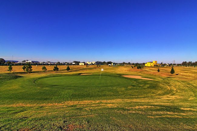 Canuelas Country Golf