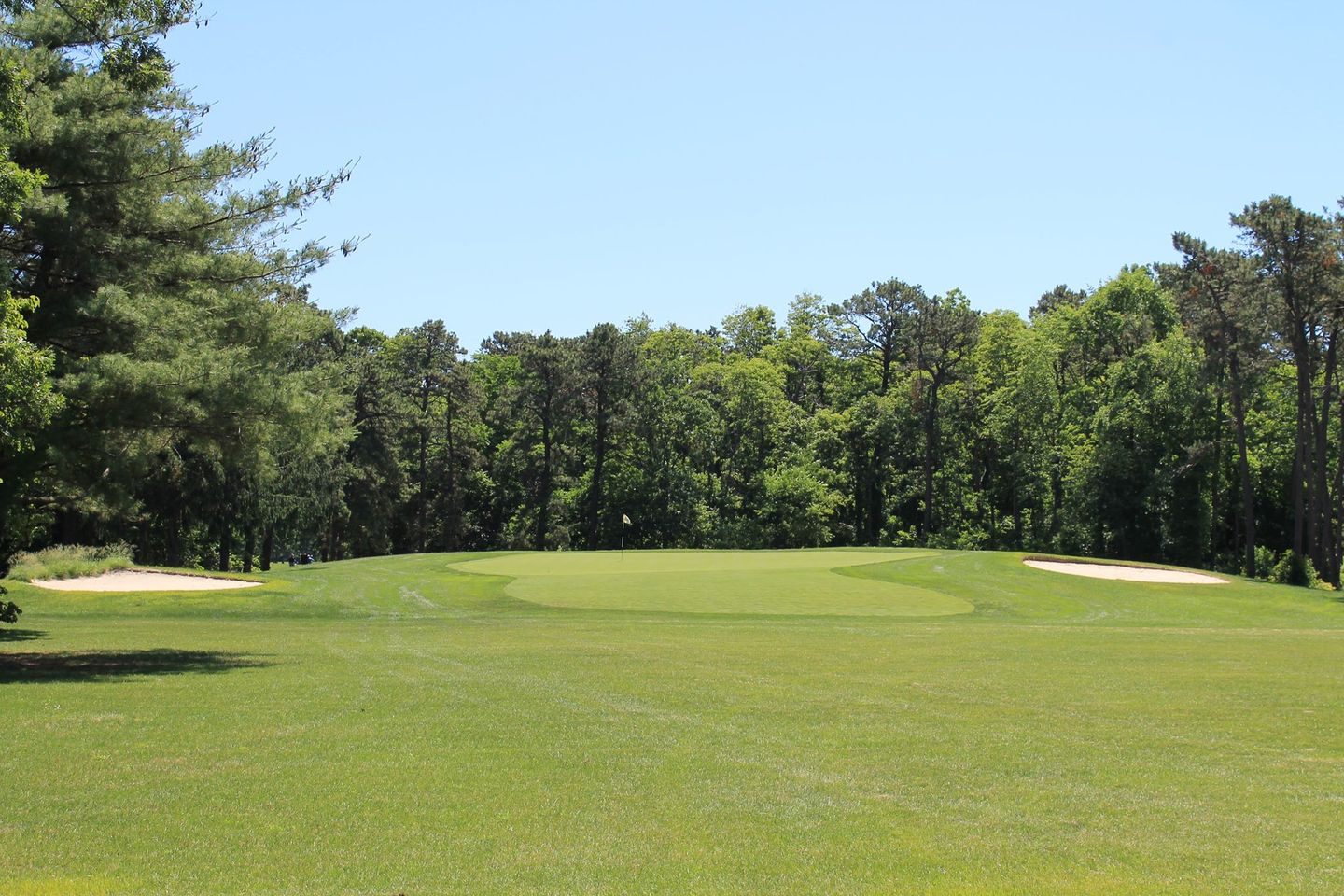 Woodlake Country Club