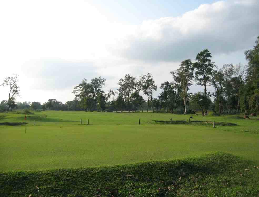Tingri Golf Club