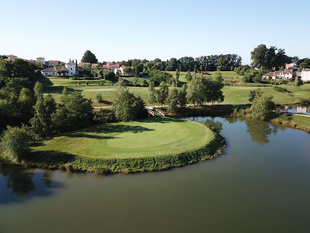Preze Golf Club
