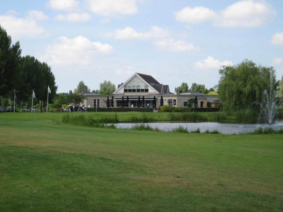 9-hole Par-3 Course