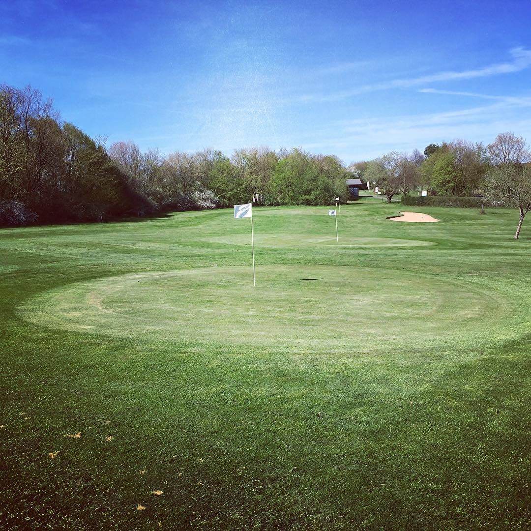 6-hole Course