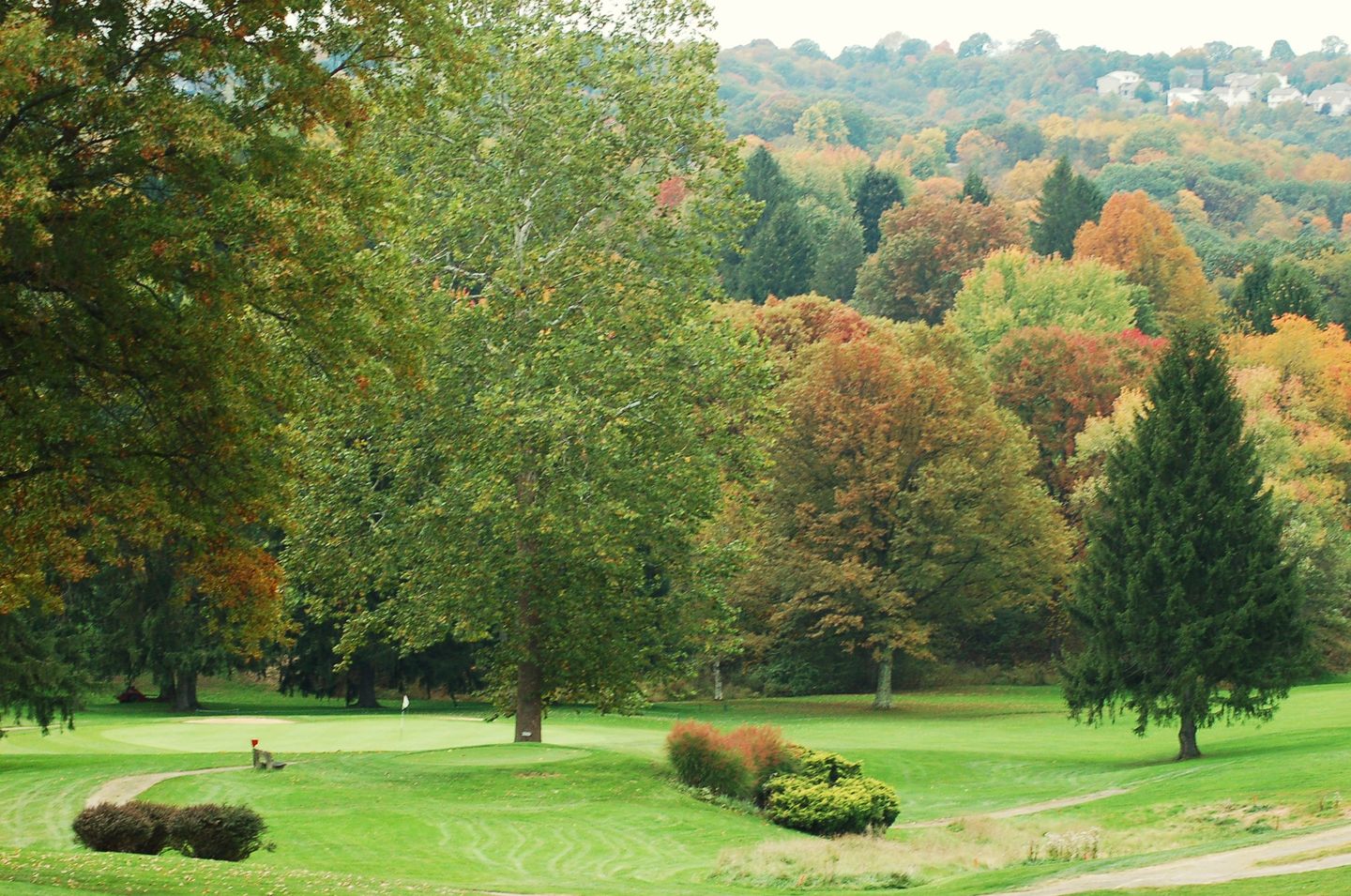 Hill Crest Country Club