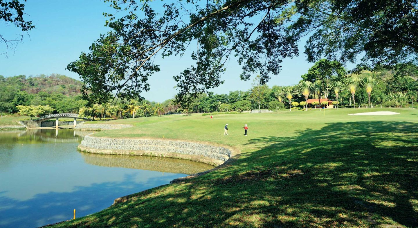 Nilai Springs Golf & Country Club