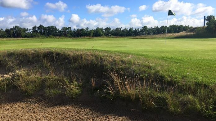 Par-3 Course