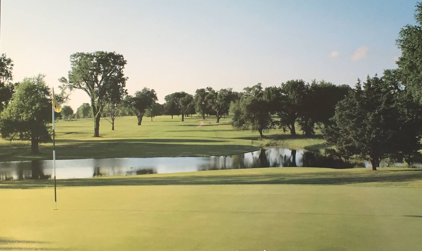 Fredonia Country Club