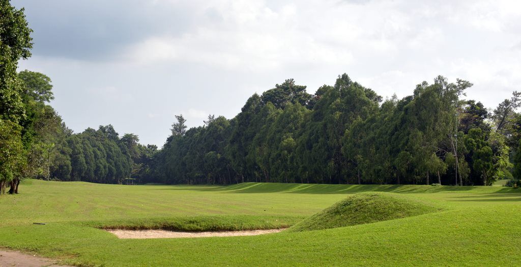 Padang Golf Adisutjipto