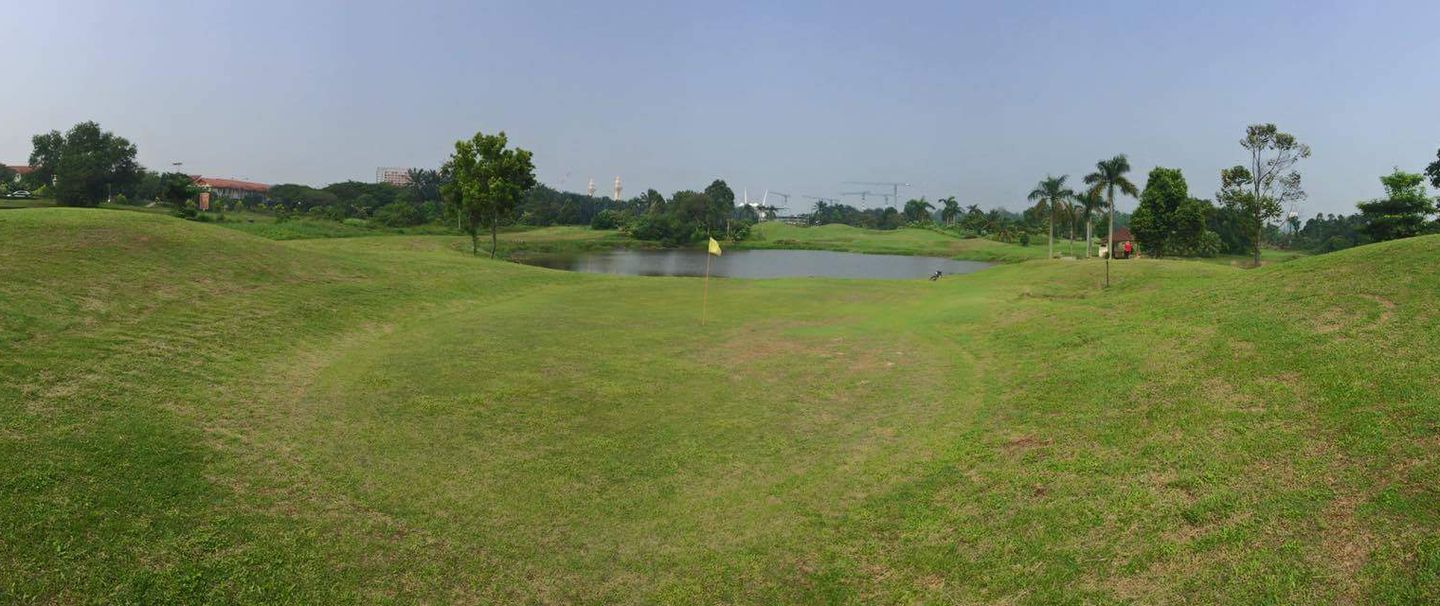Guthrie Golf Academy Pitch & Putt Course
