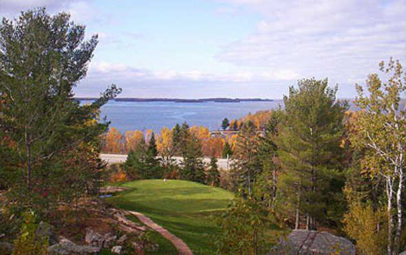 Lookout Terrace Golf Course