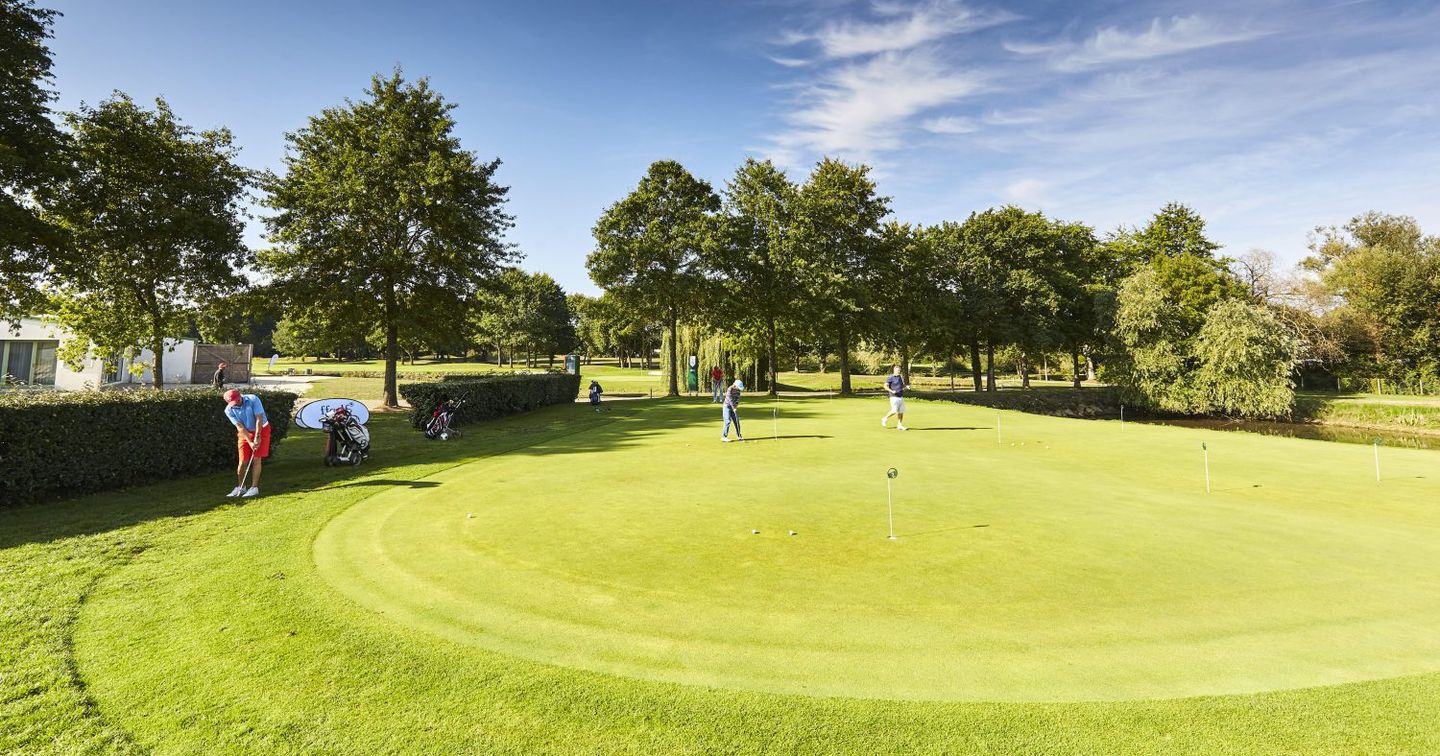 9 Hole Compact Course