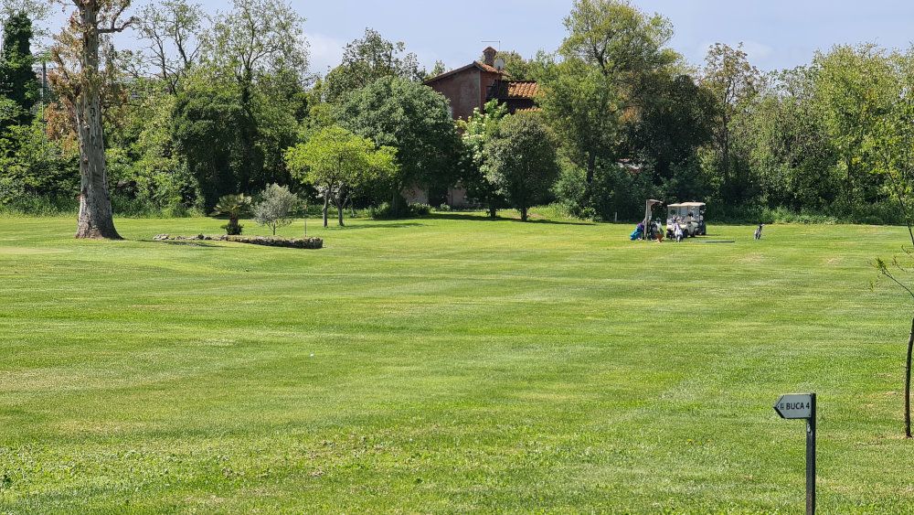 Pitch & Putt Course