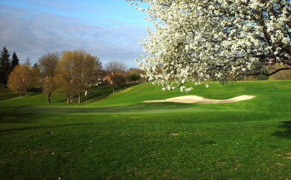 West Hills Country Club