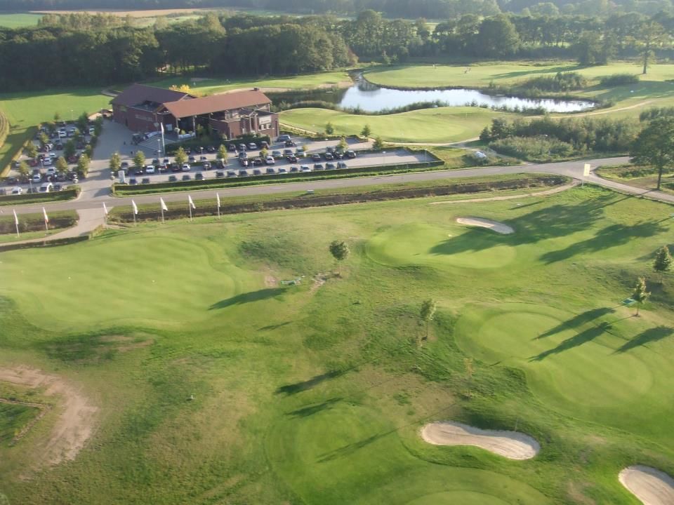Pitch & Putt Course
