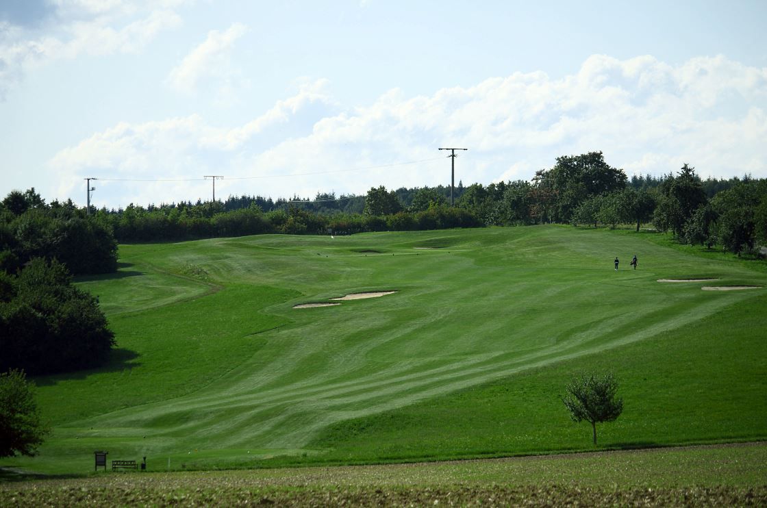 6-hole Course