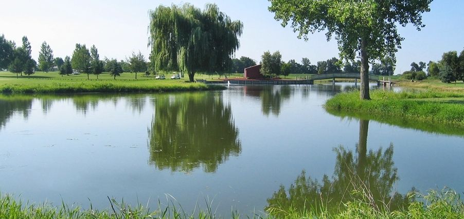 Lake Breeze Golf Club