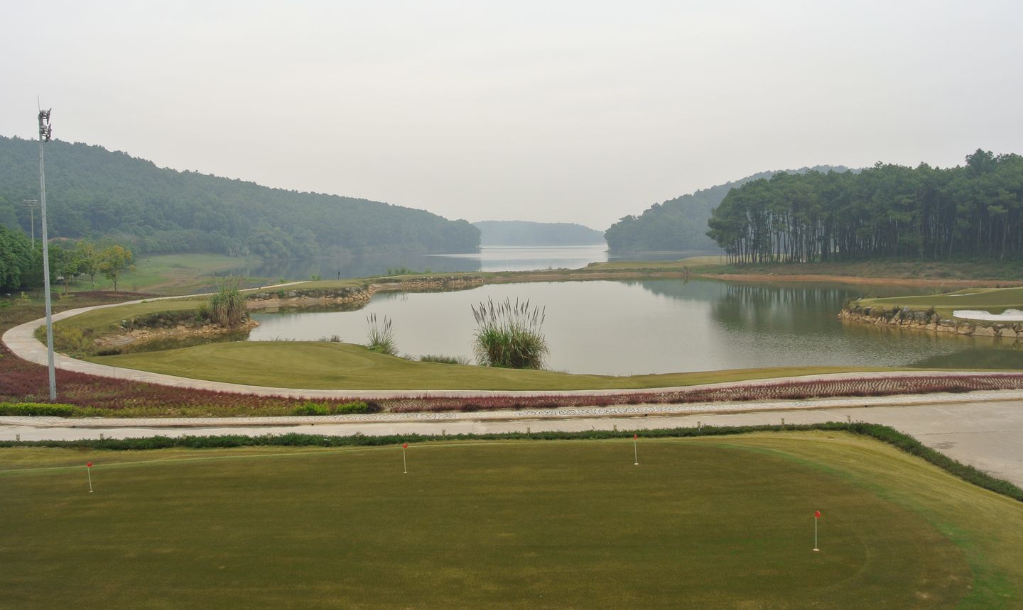 Trang An Golf and Country Club
