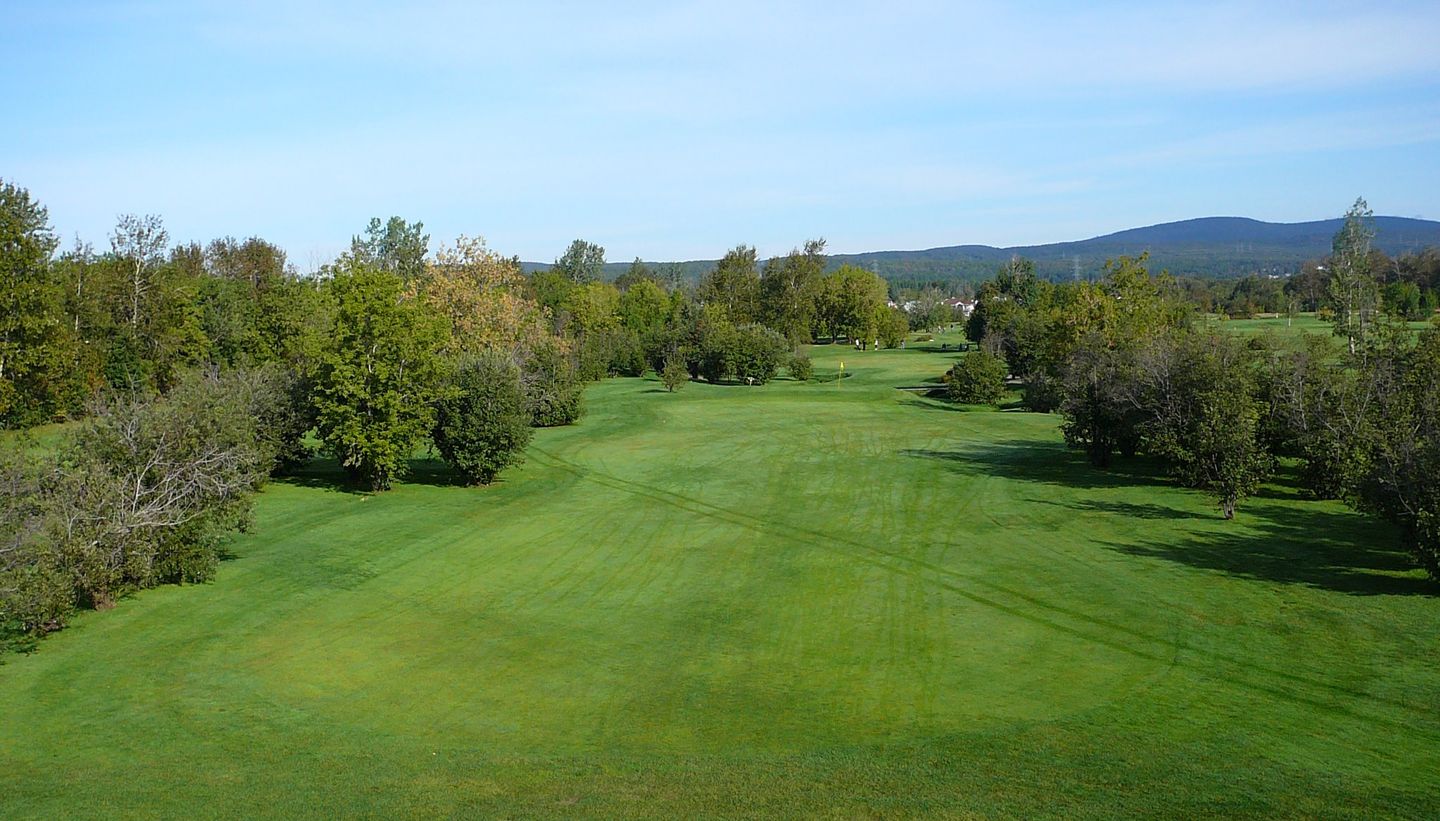 Par-3 Course