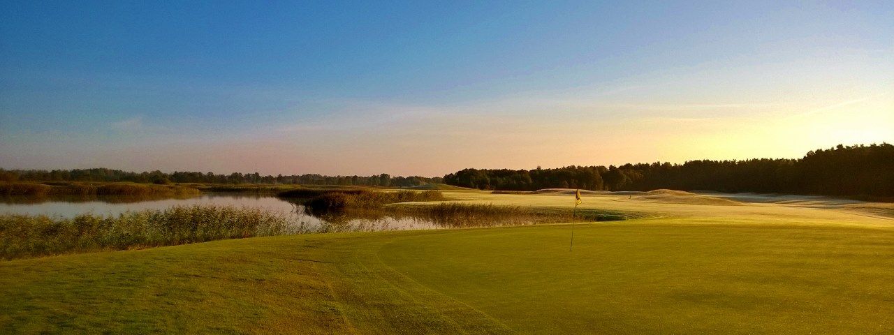 Valgeranna Golf White Beach Golf Club