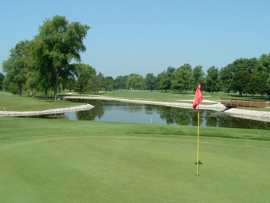 Pinecrest Golf & Country Club