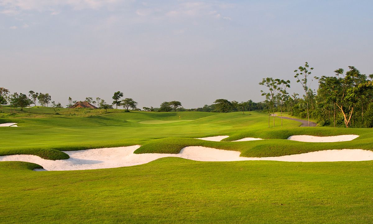 Sky Lake Resort & Golf Club
