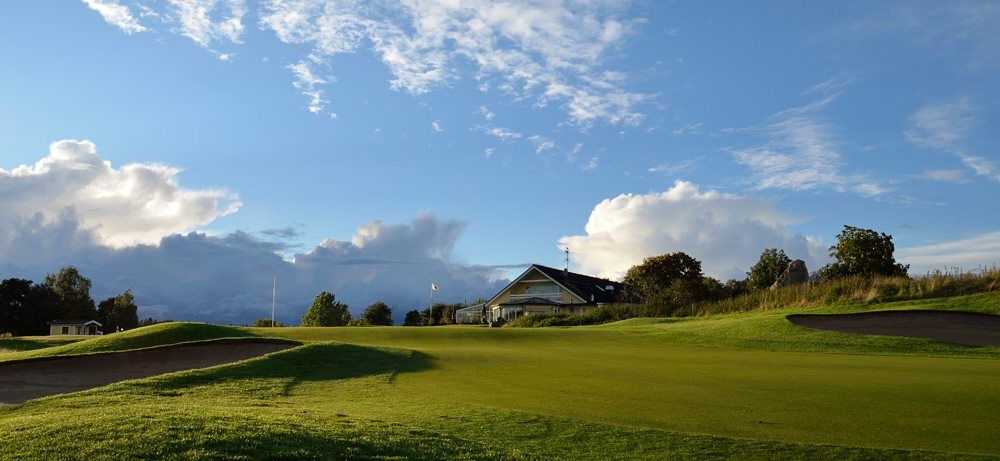 6-Holes Course