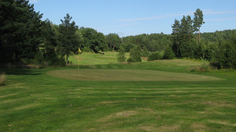 Lonne Golf Club