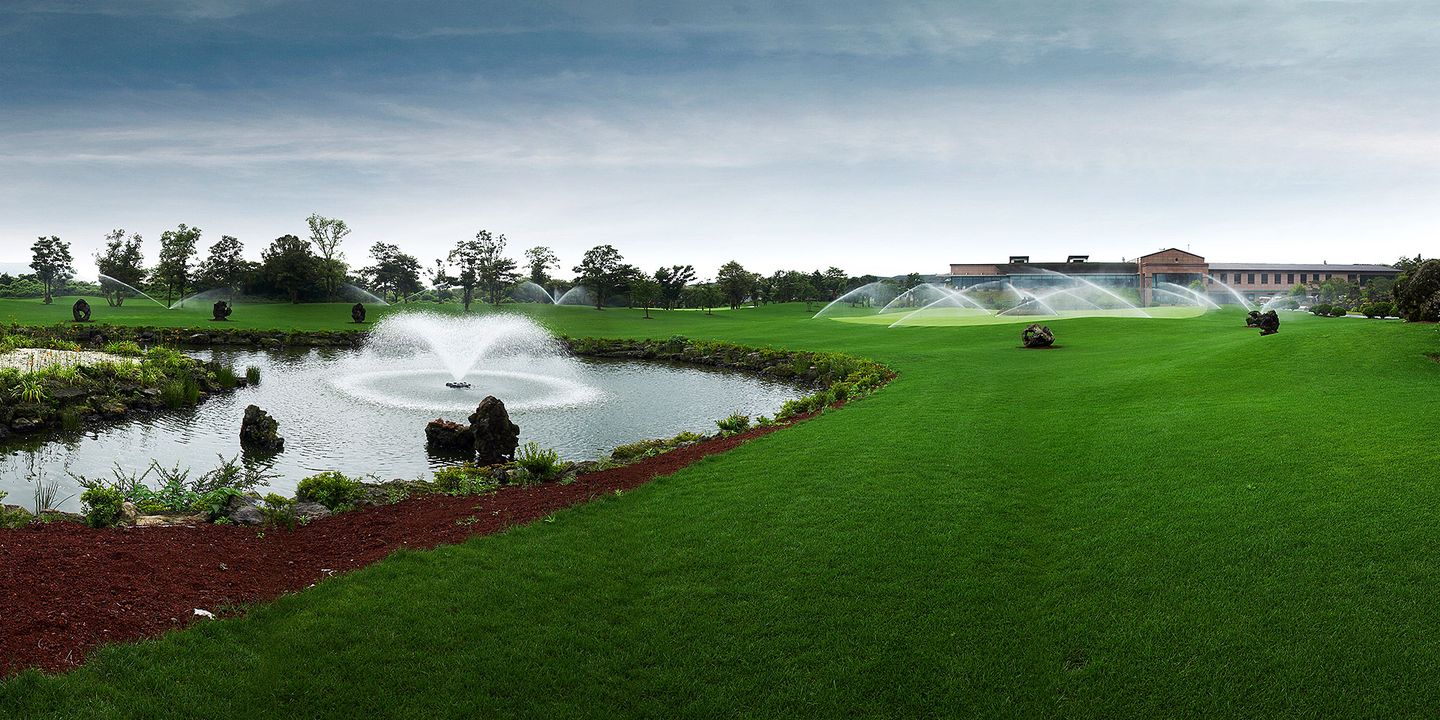 Lake Course