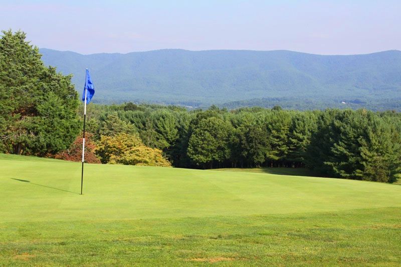 Boutetourt Golf & Swim Club
