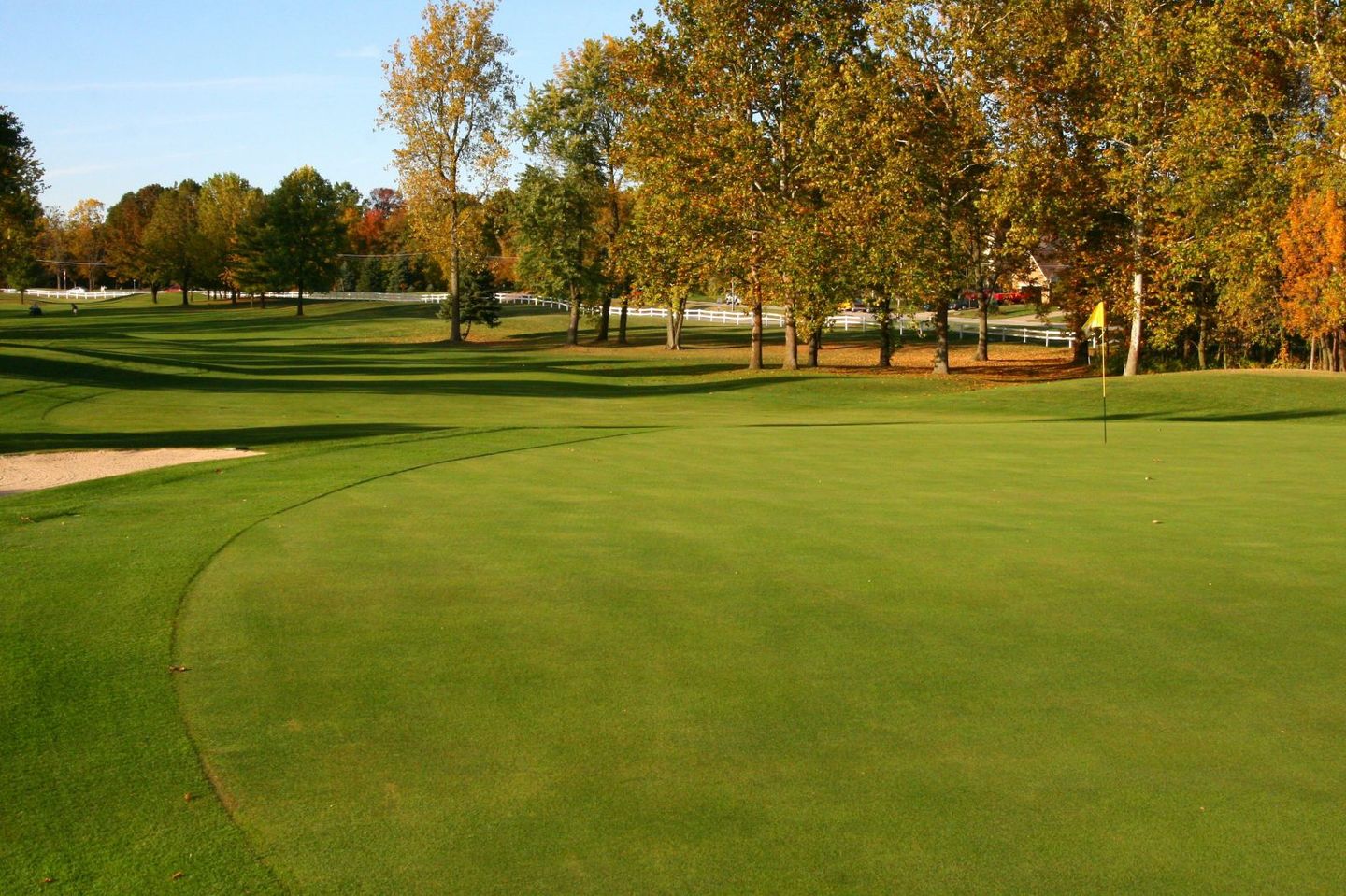 Harbour Trees Golf Club